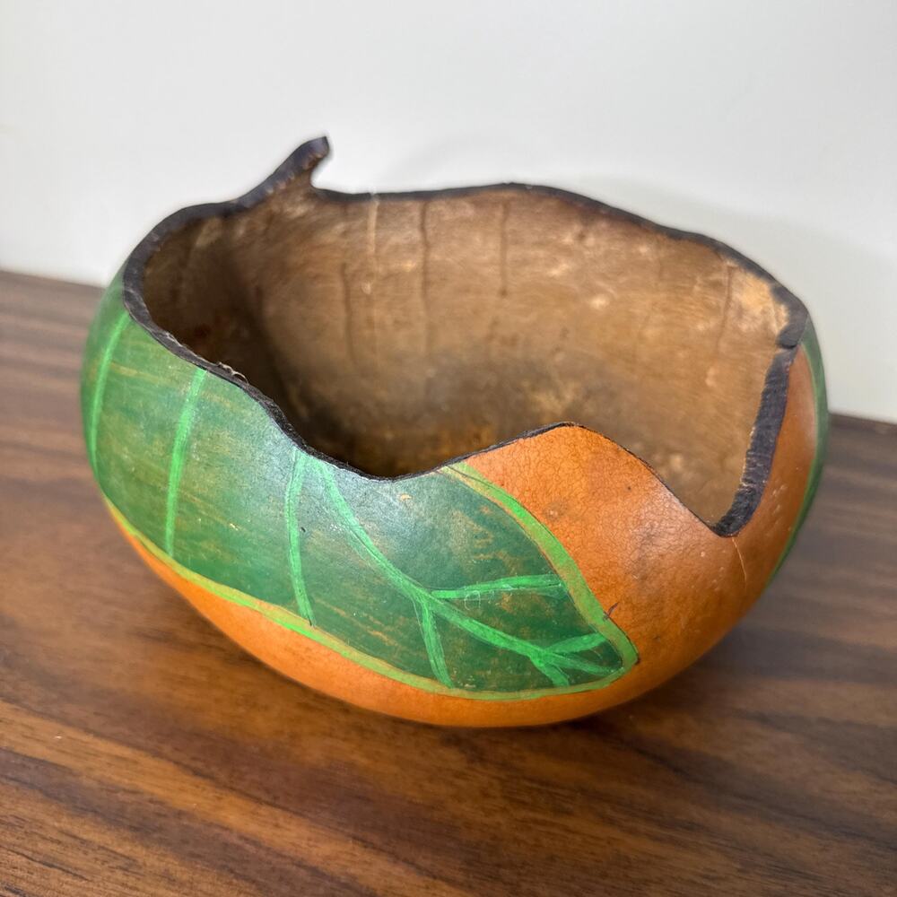 Vintage Hawaiian Ipu Gourd Bottom Half Painted Folk Art Decor